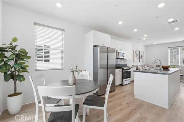 Detail Gallery Image 27 of 59 For 361 Gelding Way, Rancho Mission Viejo,  CA 92694 - 2 Beds | 2/1 Baths