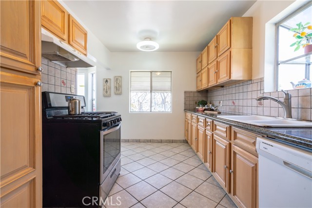 Detail Gallery Image 12 of 32 For 4435 Gateside Drive, Los Angeles,  CA 90032 - 2 Beds | 1 Baths
