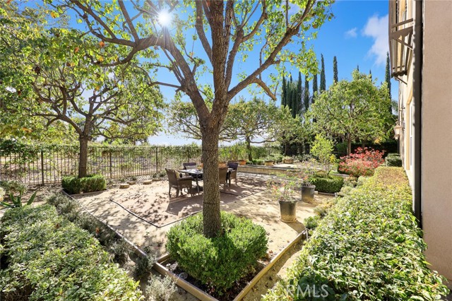 Detail Gallery Image 38 of 42 For 19668 Three Oaks Ln,, Walnut,  CA 91789 - 4 Beds | 4/1 Baths