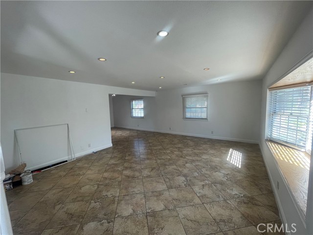 Detail Gallery Image 2 of 15 For 1789 Rogers Pl, Costa Mesa,  CA 92627 - 4 Beds | 3 Baths