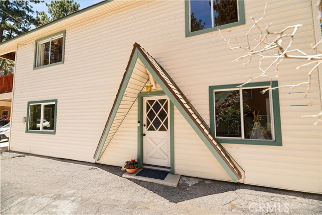 Detail Gallery Image 24 of 33 For 33340 Wild Cherry Dr, Green Valley Lake,  CA 92341 - 4 Beds | 3 Baths
