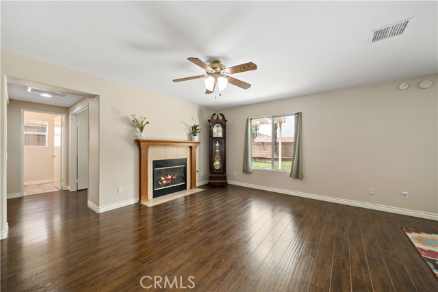 Detail Gallery Image 13 of 46 For 32026 Poppy Way, Lake Elsinore,  CA 92532 - 4 Beds | 2/1 Baths