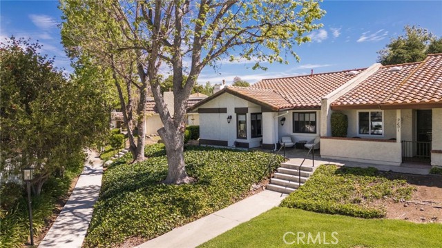 Front Image Thumbnail for CRSR26069592