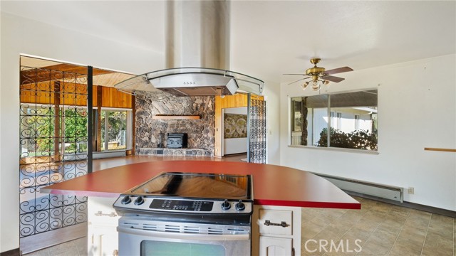 Detail Gallery Image 9 of 47 For 210 Morine Ranch Rd, Clearlake Oaks,  CA 95423 - 3 Beds | 2/1 Baths