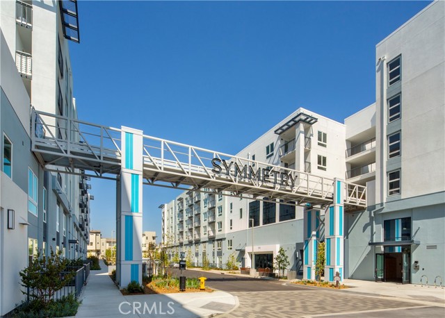 Detail Gallery Image 3 of 26 For 19525 W Nordoff St #25-662,  Northridge,  CA 91324 - 3 Beds | 2 Baths