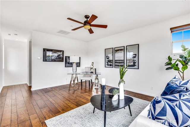 35 Cantar Street, Rancho Mission Viejo CA: https://media.crmls.org/medias/c338cf21-5066-420e-9c41-bfad2cc931ba.jpg