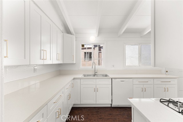 610 W Glen Lyn Drive, Glendora CA: https://media.crmls.org/medias/c33a889f-9de9-4297-a04e-1fdf139a21ab.jpg