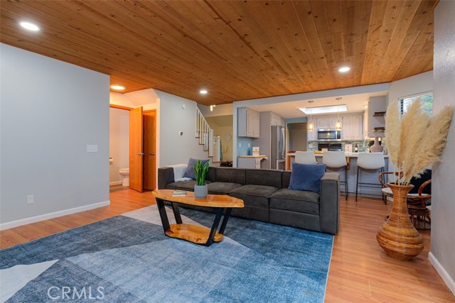 1022 Sir William Court, Chico CA: https://media.crmls.org/medias/c33a8c07-4aa2-4fa2-9055-f8afa9ccc71f.jpg