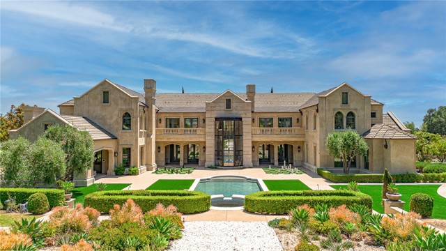 Detail Gallery Image 3 of 75 For 18 Dovetail Ln, Bradbury,  CA 91008 - 10 Beds | 13 Baths