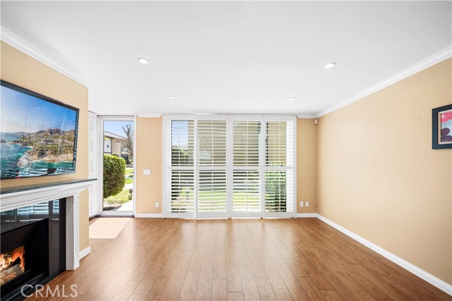 Detail Gallery Image 7 of 57 For 3520 Maricopa #1,  Torrance,  CA 90503 - 3 Beds | 3 Baths