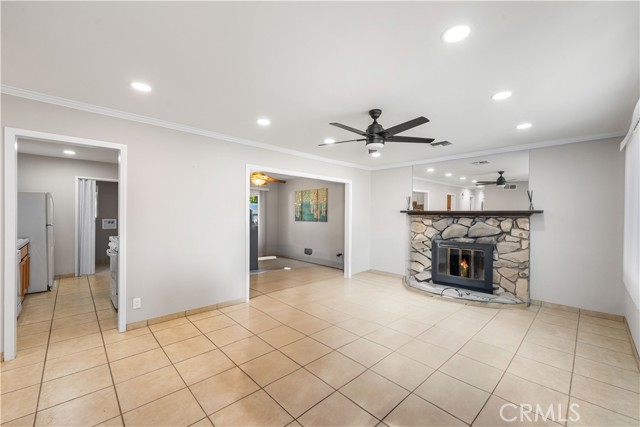 Detail Gallery Image 10 of 55 For 1030 Ventura Ave, Simi Valley,  CA 93065 - 3 Beds | 2 Baths