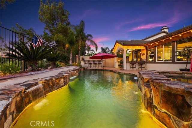 32872 Northshire Circle, Temecula CA: https://media.crmls.org/medias/c33b35a1-331f-474c-b8d2-b056c1906125.jpg