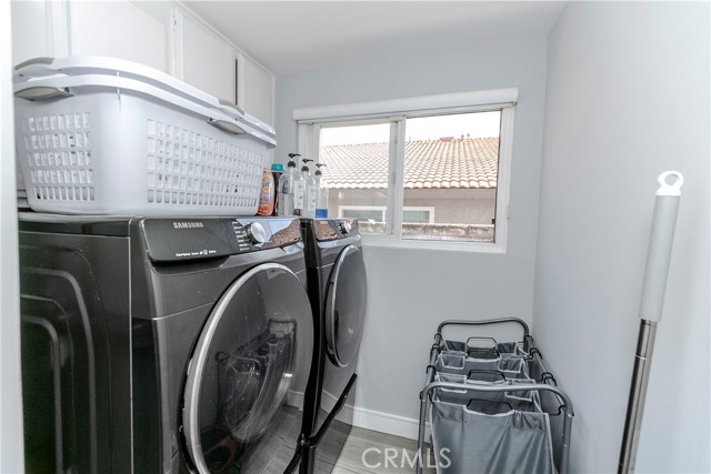 10670 Deering Avenue, Chatsworth CA: https://media.crmls.org/medias/c33bd379-3f93-41c2-bb9e-0b7ac32fe61e.jpg