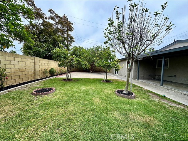 Detail Gallery Image 29 of 42 For 2413 W Monta Vista Ave, Santa Ana,  CA 92704 - 3 Beds | 2 Baths