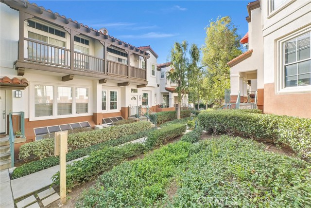 Detail Gallery Image 3 of 36 For 2861 Ballesteros Ln, Tustin,  CA 92782 - 3 Beds | 2/1 Baths