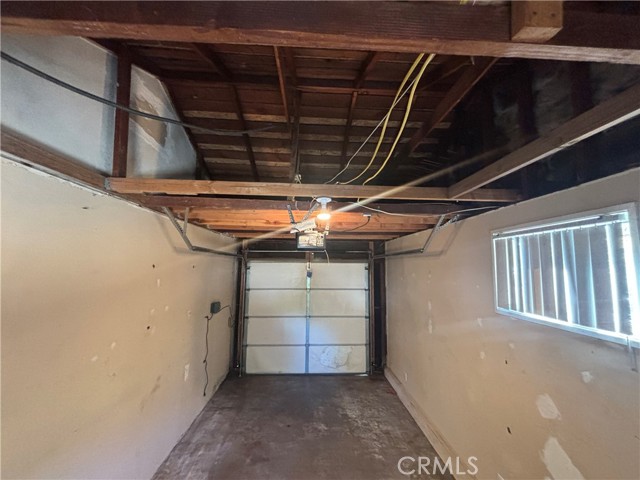 8135 Wakefield Avenue, Panorama City CA: https://media.crmls.org/medias/c33d9559-cfd7-4640-8fb3-55eafb8be975.jpg