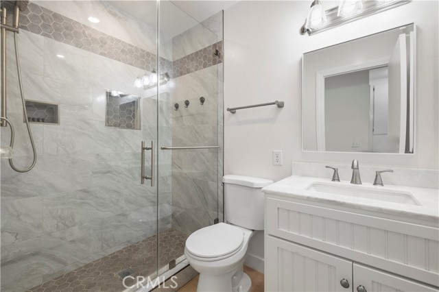 14719 Zinnia Court photo 17
