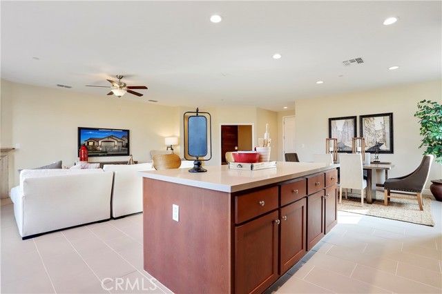 Detail Gallery Image 12 of 26 For 448 Barrett Ln, Los Banos,  CA 93635 - 4 Beds | 3 Baths