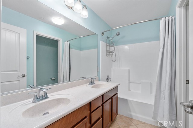 Detail Gallery Image 19 of 27 For 237 West Linden Drive, Orange,  CA 92865 - 4 Beds | 2/1 Baths