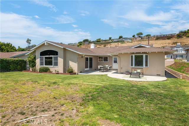 3316 Narino Drive, Rancho Palos Verdes CA: https://media.crmls.org/medias/c340a179-a3f5-4d28-96a8-b979c58027a5.jpg