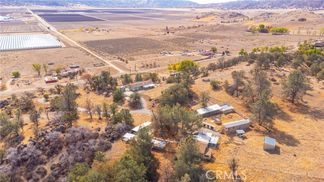 Detail Gallery Image 34 of 40 For 26477 Cummings Valley Rd, Tehachapi,  CA 93561 - 3 Beds | 2 Baths