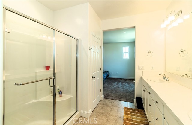 Detail Gallery Image 33 of 43 For 2698 N Arroyo Ave, Fresno,  CA 93727 - 5 Beds | 3/1 Baths