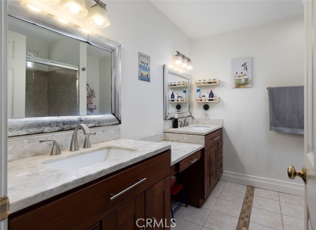 262 S La Linda Drive, Orange CA: https://media.crmls.org/medias/c341853b-11e6-4fa8-9cff-ad485db1802b.jpg