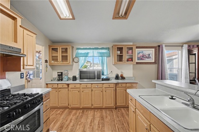 Detail Gallery Image 17 of 28 For 641 Dove Dr, Perris,  CA 92570 - 3 Beds | 2 Baths