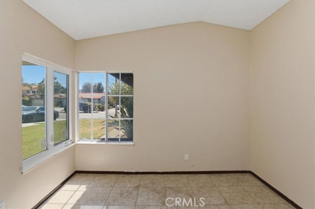 Detail Gallery Image 18 of 36 For 1907 Overland, Colton,  CA 92324 - 3 Beds | 2 Baths