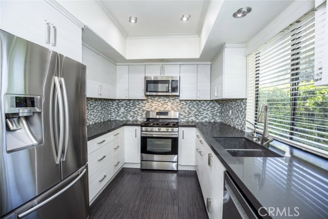 5340 Wilkinson Avenue, North Hollywood CA: https://media.crmls.org/medias/c3423bd4-a6a9-46b1-bed3-68dcd80e1de6.jpg