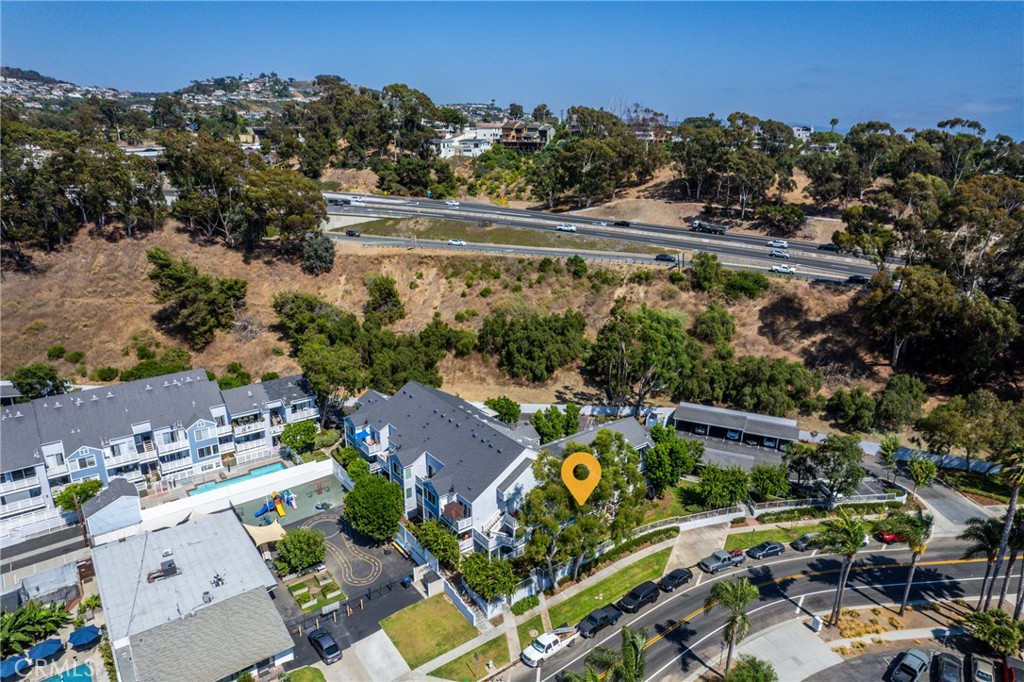 MLS #OC25248944 image #36