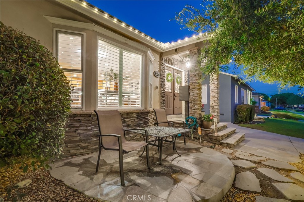5833 Yearling Street