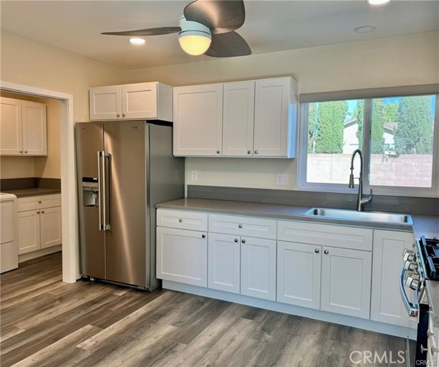 Detail Gallery Image 4 of 12 For 5618 Graywood Ave, Lakewood,  CA 90712 - 2 Beds | 1 Baths