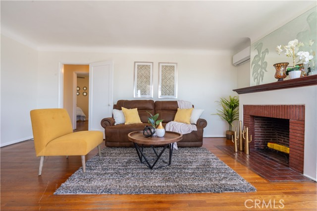 Detail Gallery Image 5 of 32 For 4435 Gateside Drive, Los Angeles,  CA 90032 - 2 Beds | 1 Baths