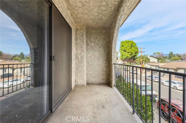 Detail Gallery Image 19 of 38 For 13243 Vanowen #2,  North Hollywood,  CA 91605 - 2 Beds | 3 Baths