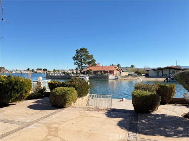 Detail Gallery Image 4 of 16 For 27595 Silver Lakes Pkwy, Helendale,  CA 92342 - 3 Beds | 2/1 Baths