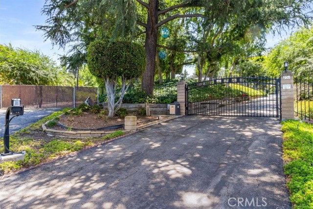 Detail Gallery Image 5 of 62 For 251 S Quintana Dr, Anaheim Hills,  CA 92807 - 4 Beds | 2 Baths
