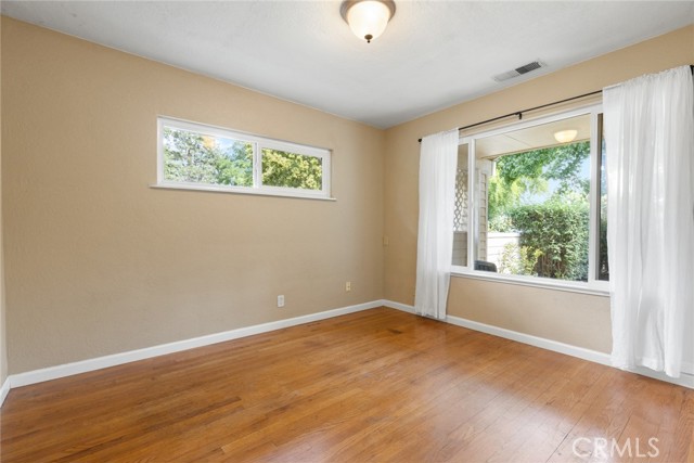 310 Henshaw Ave, Chico CA: https://media.crmls.org/medias/c345685f-3098-4064-b9b9-025807401756.jpg