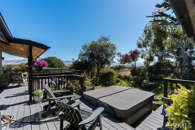 Detail Gallery Image 31 of 47 For 1960 Andre Ave, Los Osos,  CA 93402 - 3 Beds | 3 Baths