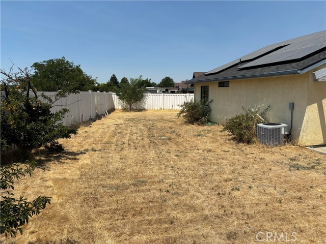 Detail Gallery Image 25 of 26 For 1043 Pioneer Trail Rd, Paso Robles,  CA 93446 - 5 Beds | 2 Baths