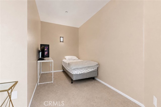 2 Bed Home for Sale in Van Nuys, California