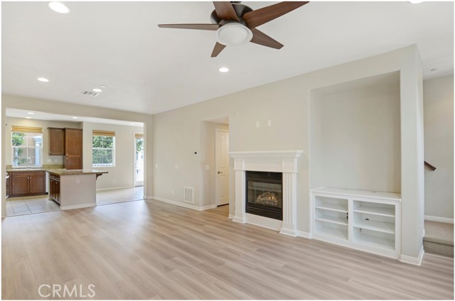 Detail Gallery Image 5 of 30 For 1410 Montgomery St, Tustin,  CA 92782 - 3 Beds | 2/1 Baths