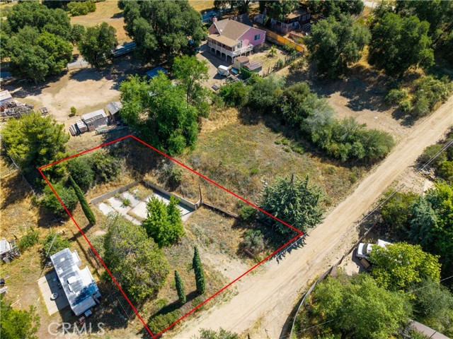 45912 Raccoon Road, Banning CA: https://media.crmls.org/medias/c3474644-46b9-4d61-a4a9-cc40a05a36d4.jpg