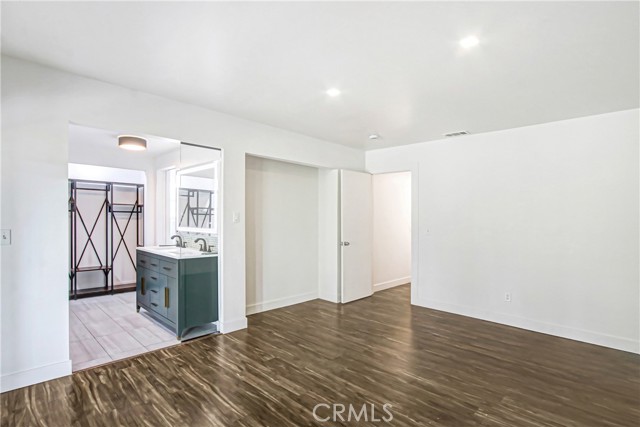 Detail Gallery Image 19 of 25 For 458 Termino, Corona,  CA 92879 - 4 Beds | 2 Baths