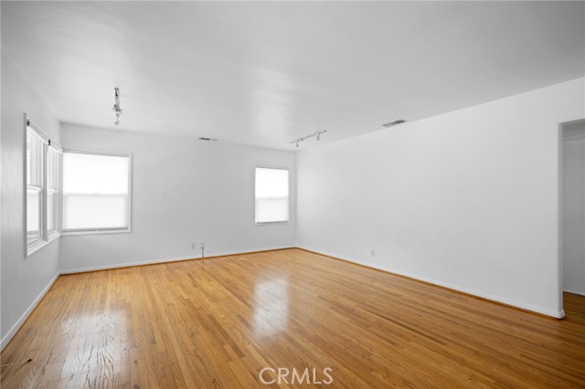 Detail Gallery Image 5 of 25 For 2816 El Caminito, La Crescenta,  CA 91214 - 2 Beds | 1 Baths
