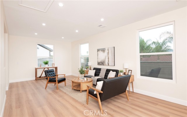 Detail Gallery Image 15 of 45 For 19241 Envoy Ave, Corona,  CA 92881 - 3 Beds | 2 Baths