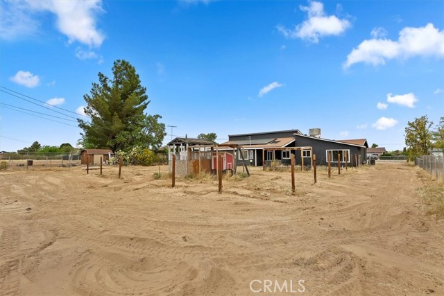 Detail Gallery Image 24 of 27 For 22315 Tehama Rd, Apple Valley,  CA 92308 - 3 Beds | 2 Baths