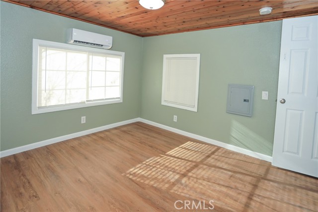 Detail Gallery Image 10 of 13 For 547 Alden #27,  Big Bear Lake,  CA 92315 - 2 Beds | 1 Baths