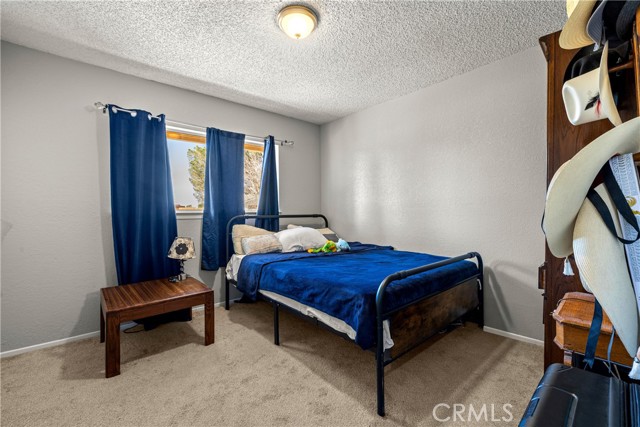 9164 Quincy Avenue, Hesperia CA: https://media.crmls.org/medias/c349de38-1e11-44cb-98a8-f68aa59dc876.jpg