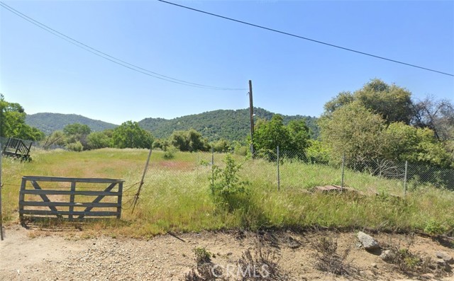 Detail Gallery Image 2 of 5 For 46512 Baldpate, Squaw Valley,  CA 93675 - – Beds | – Baths